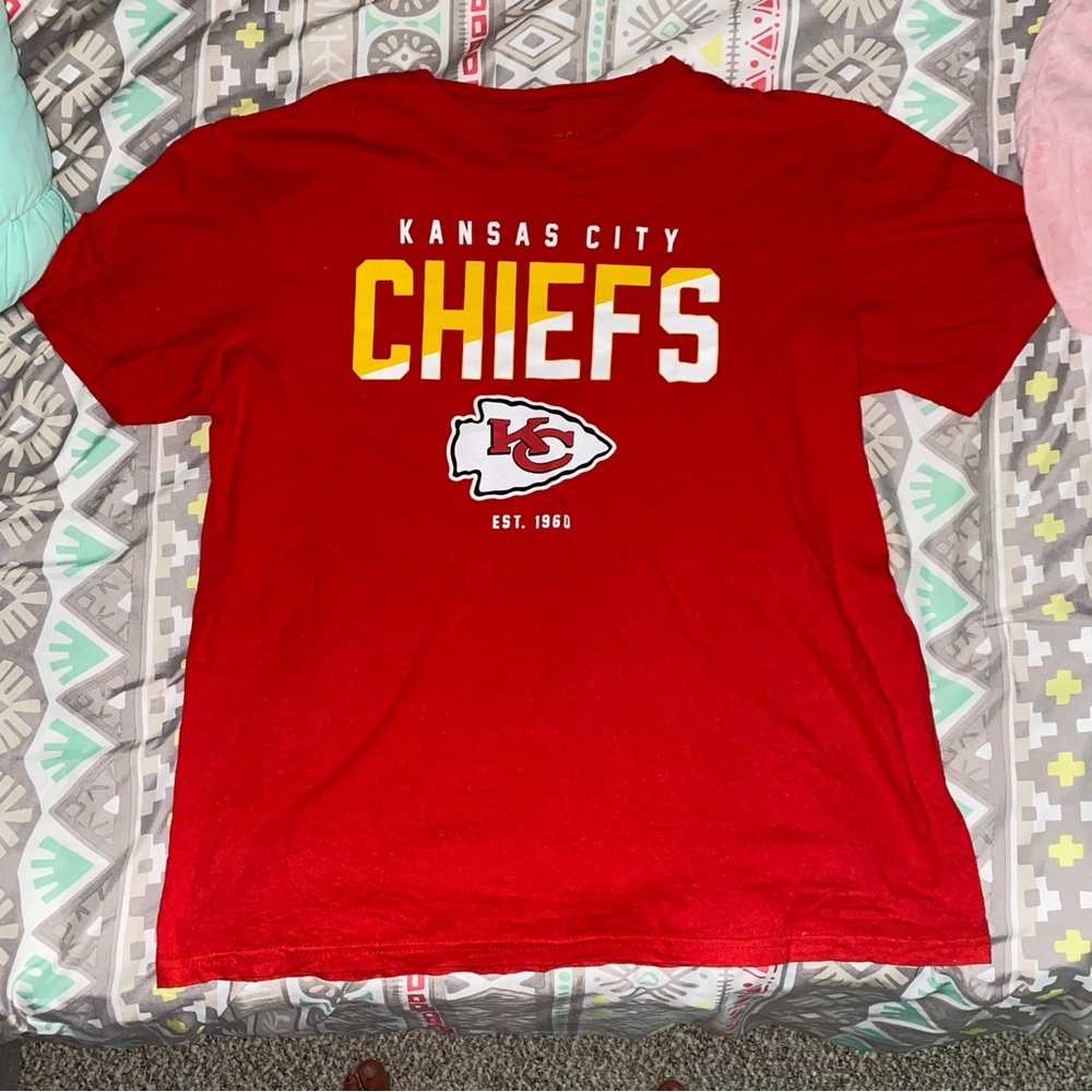 Chiefs t shirt